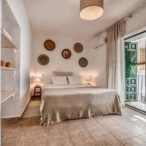 encanto-guesthouse.es-andalucia.com/